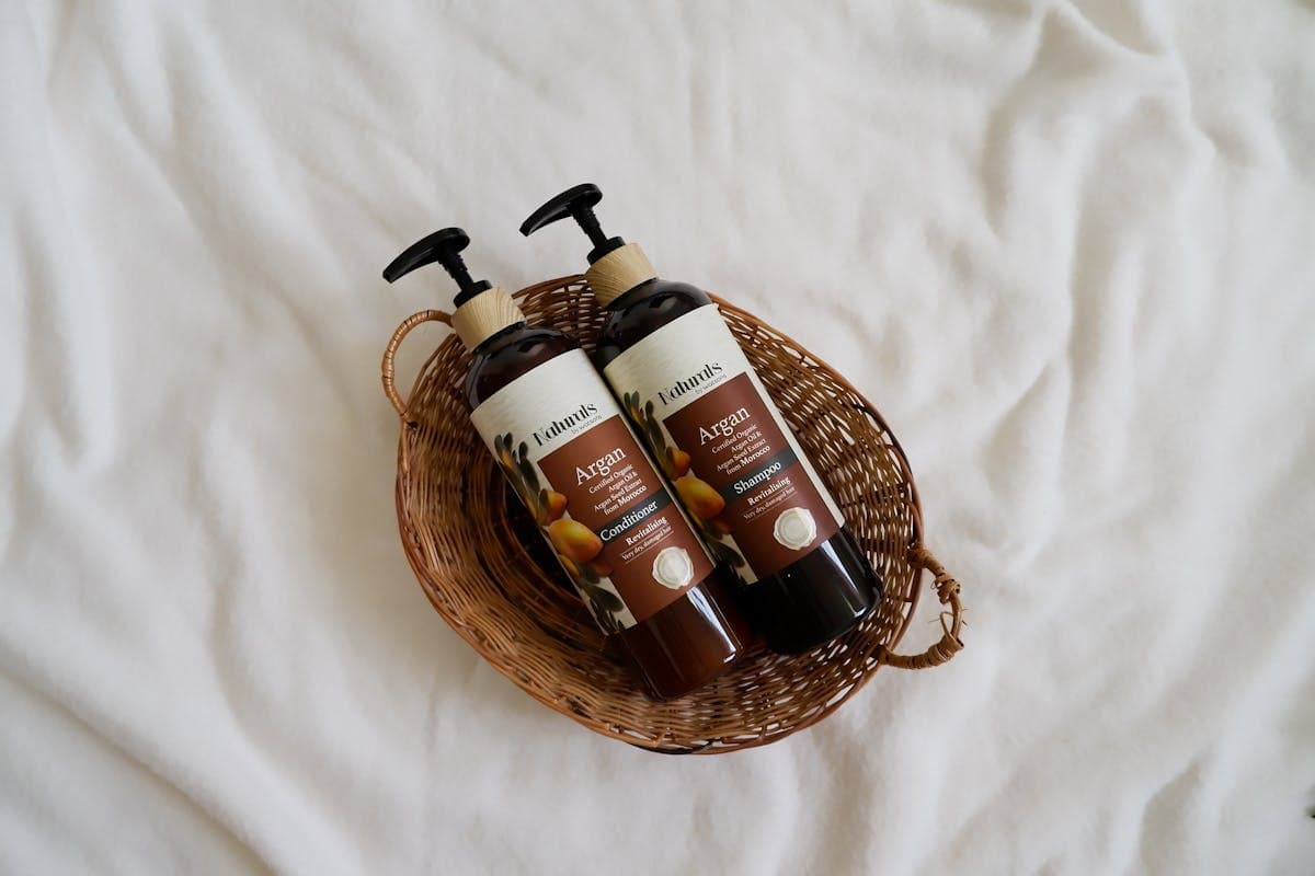 Skæl: shampoo og kure, der virkelig hjælper